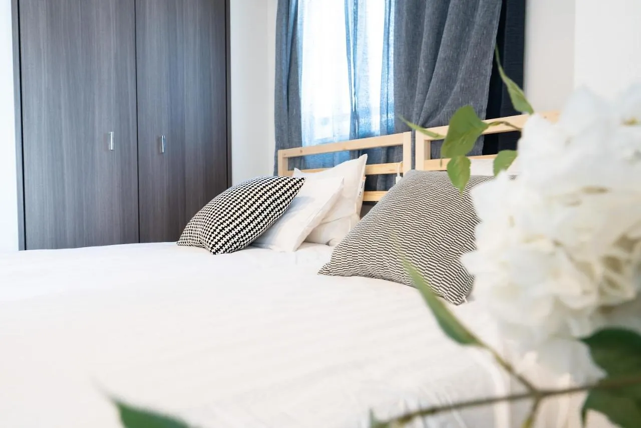 Nippori Bristol Hotel Tokyo Apartment